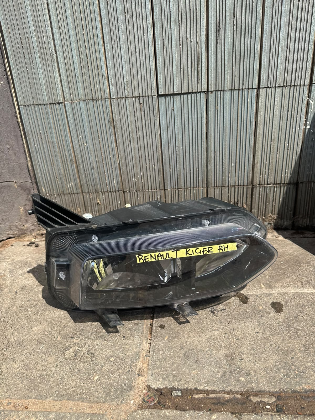 Renault kiger headlight