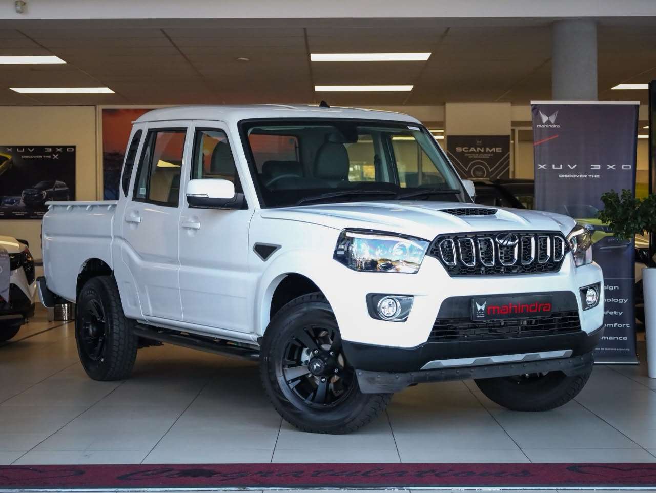 New 2026 Mahindra Pik Up 2.2CRDe double cab S11