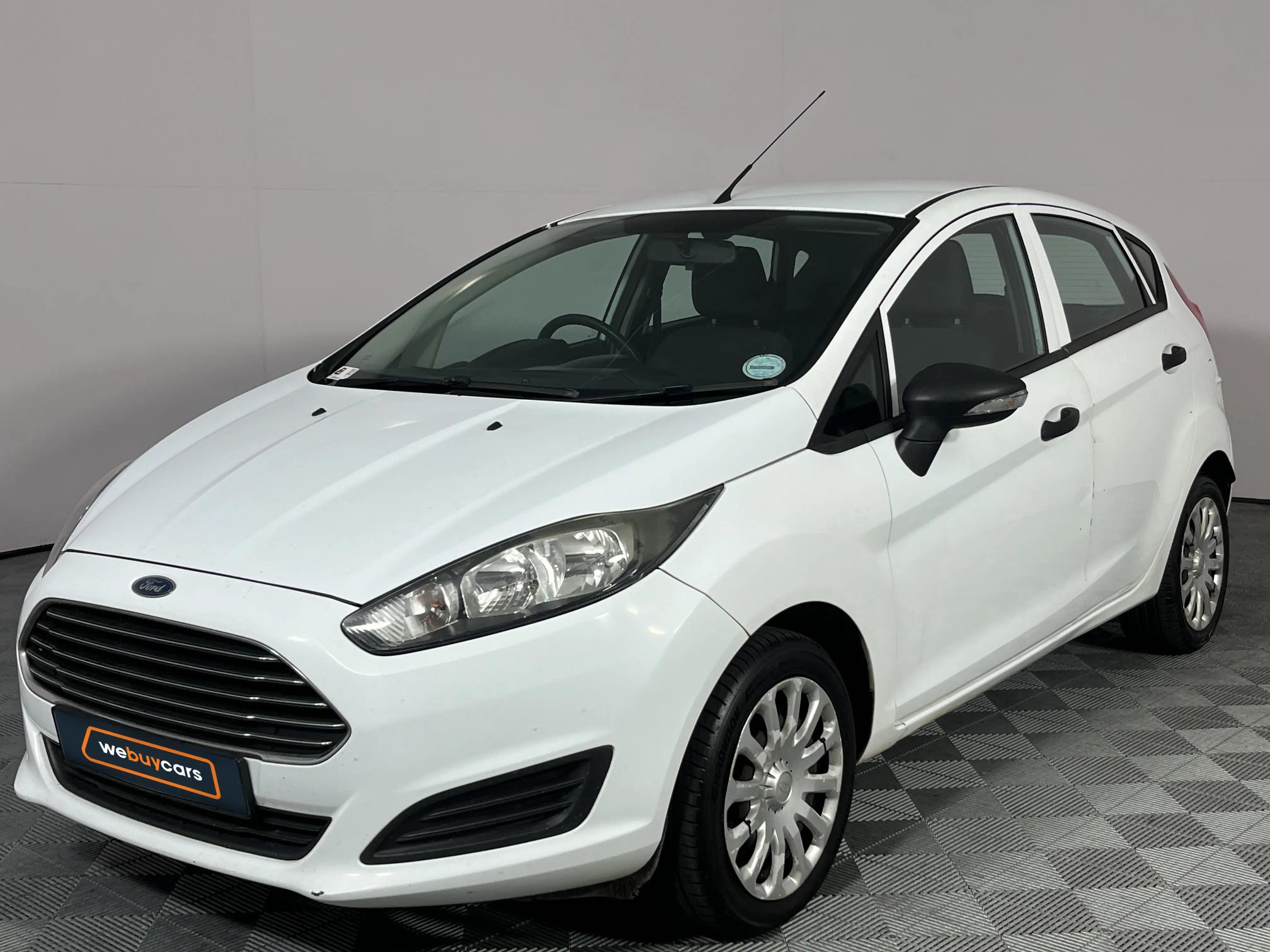 Used 2015 Ford Fiesta 5-door 1.4 Ambiente