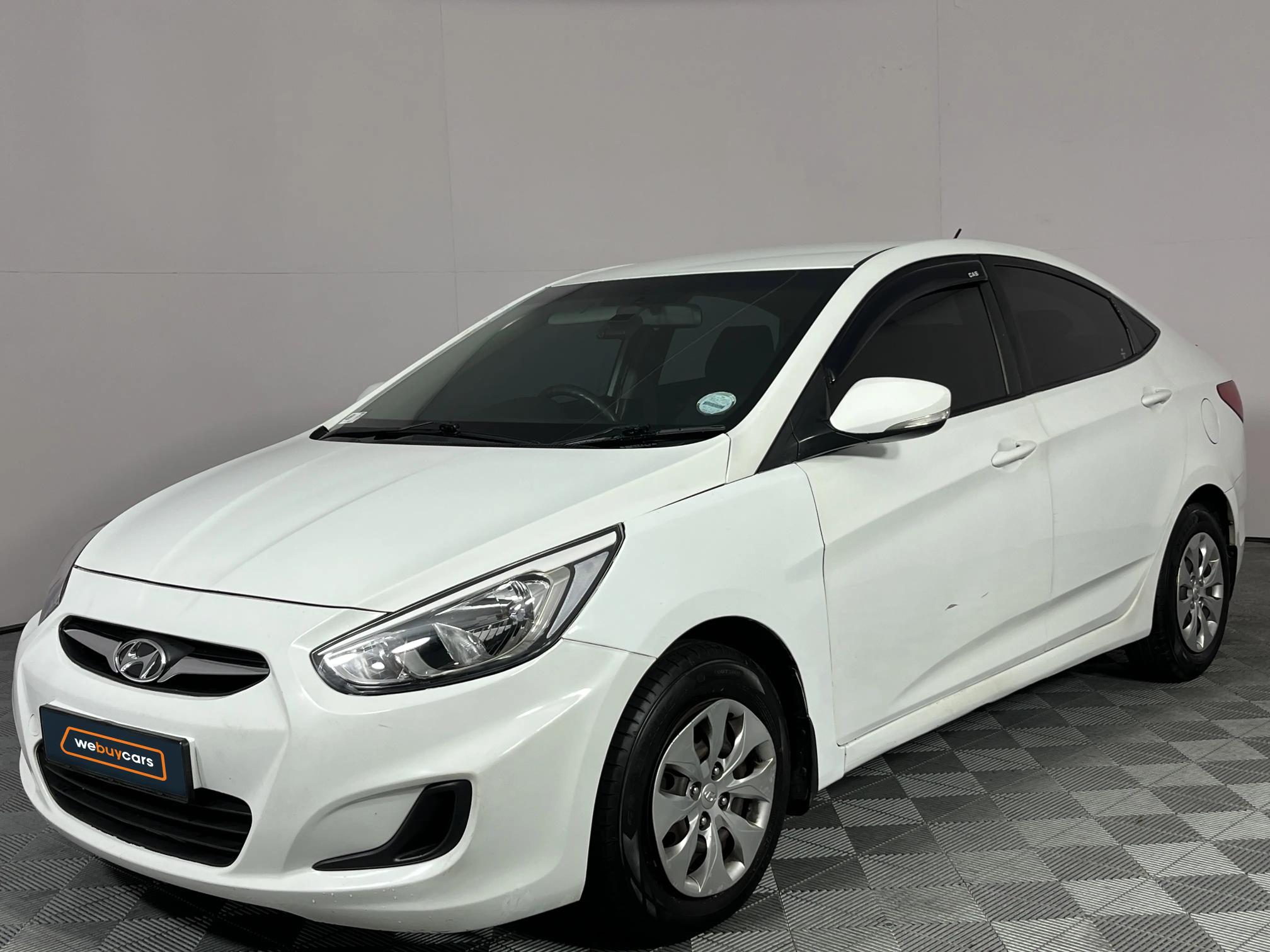 Used 2018 Hyundai Accent sedan 1.6 Fluid