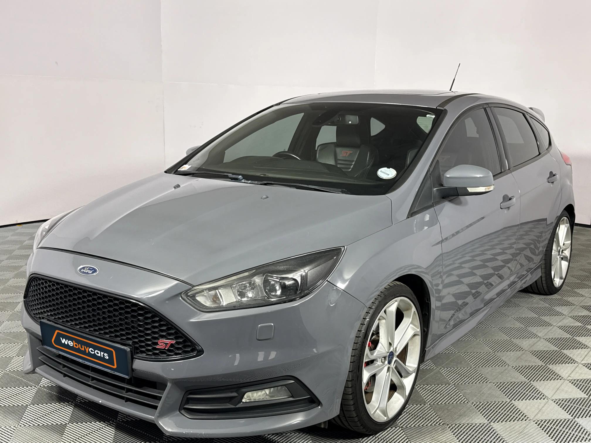 Used 2016 Ford Focus ST 3