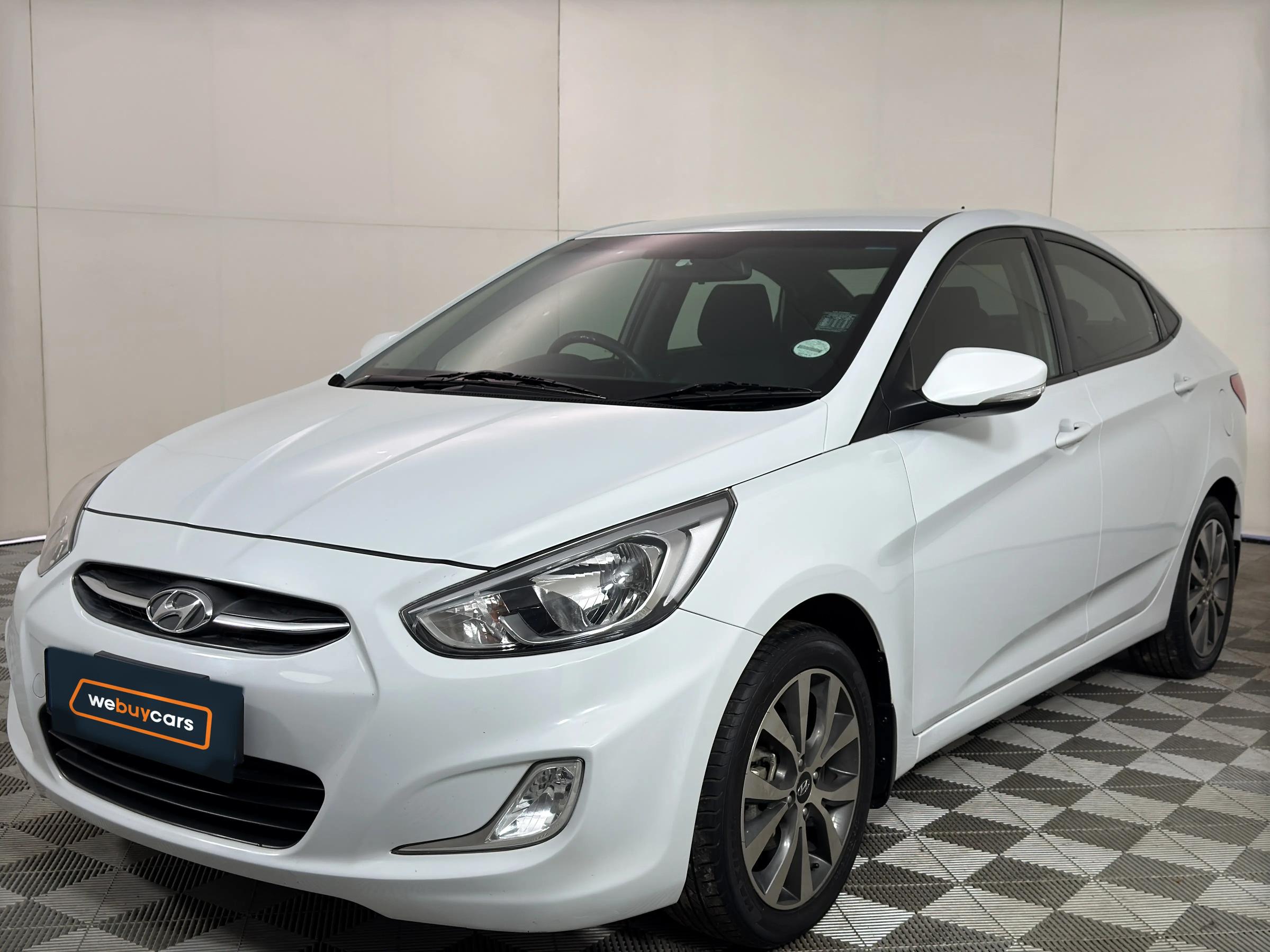 Used 2018 Hyundai Accent sedan 1.6 Glide auto