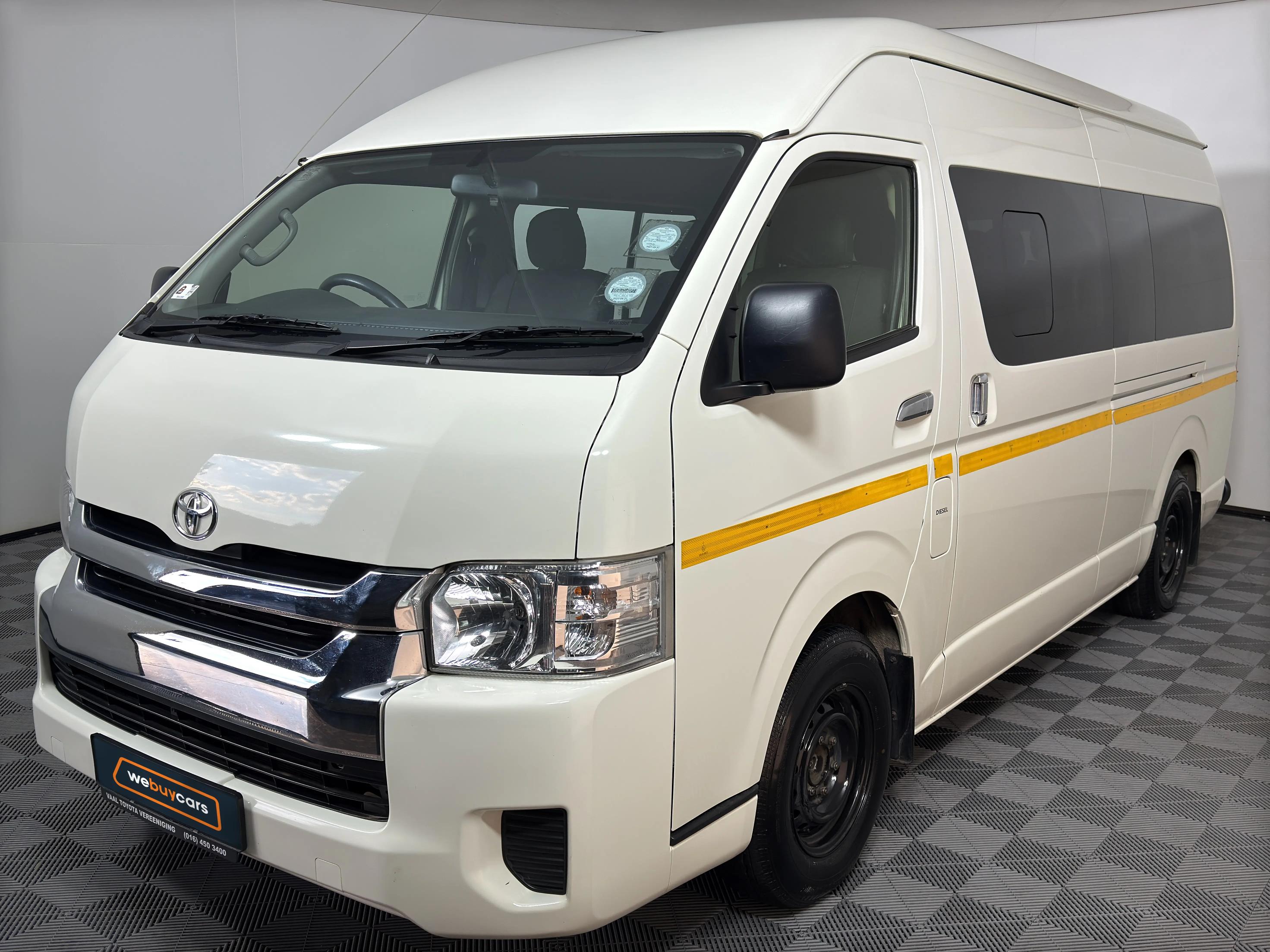 Used 2025 Toyota Quantum 2.5D-4D GL 14-seater bus