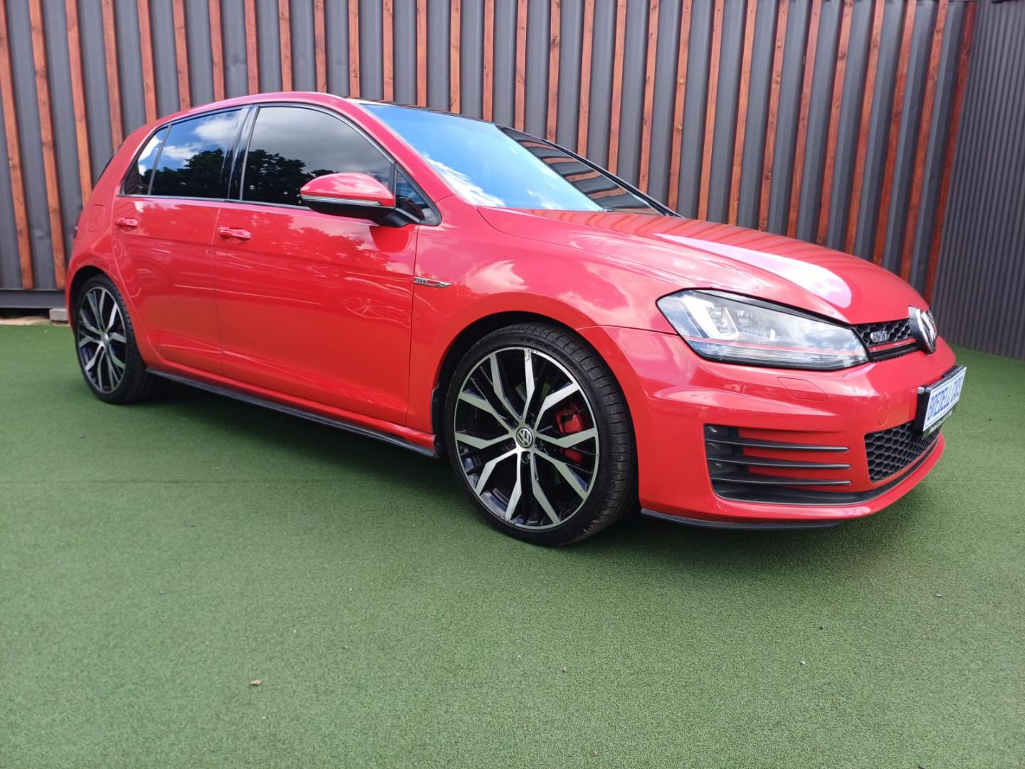Used 2015 Volkswagen Golf GTI auto