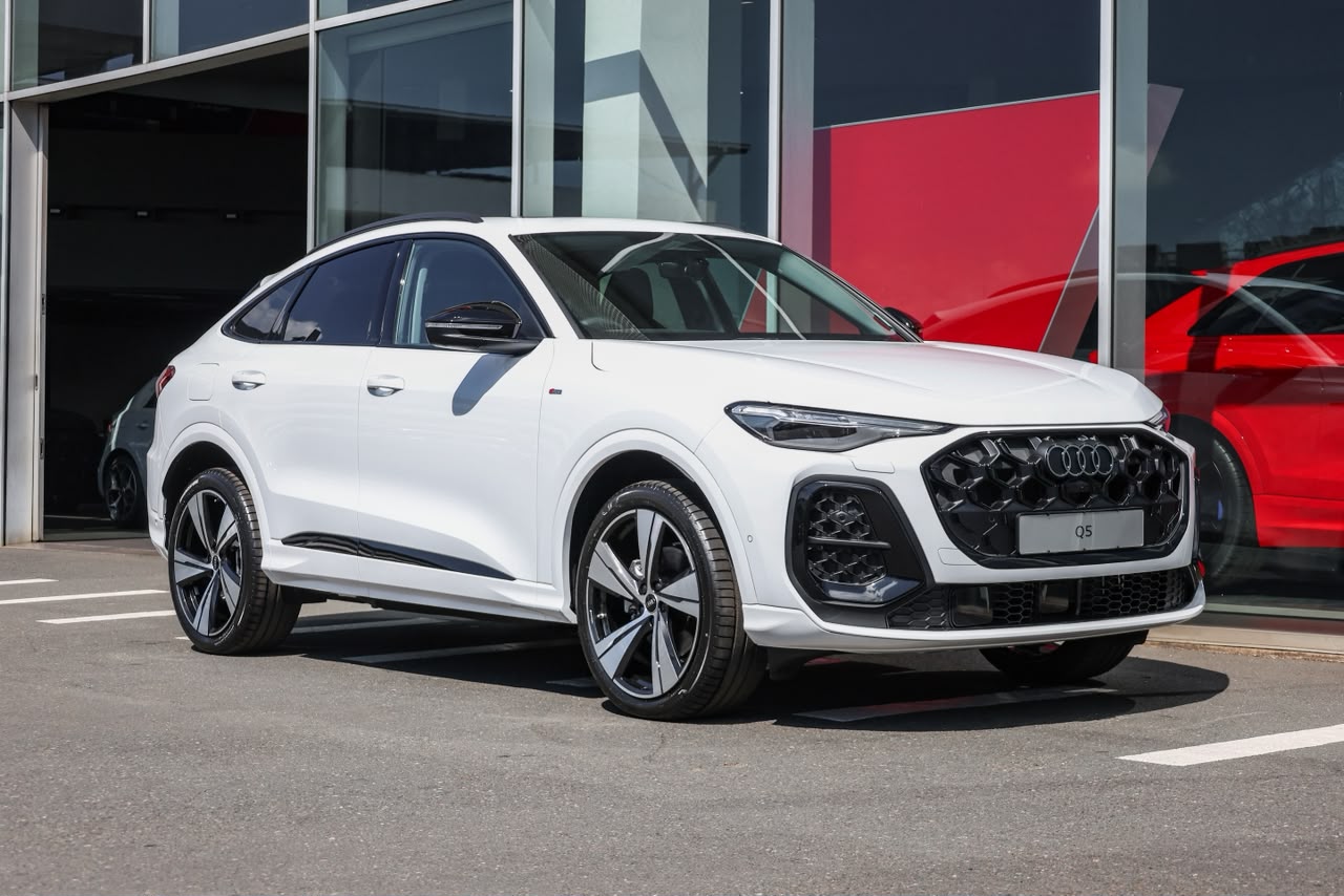 New 2026 Audi Q5 Sportback TDI quattro S line Black