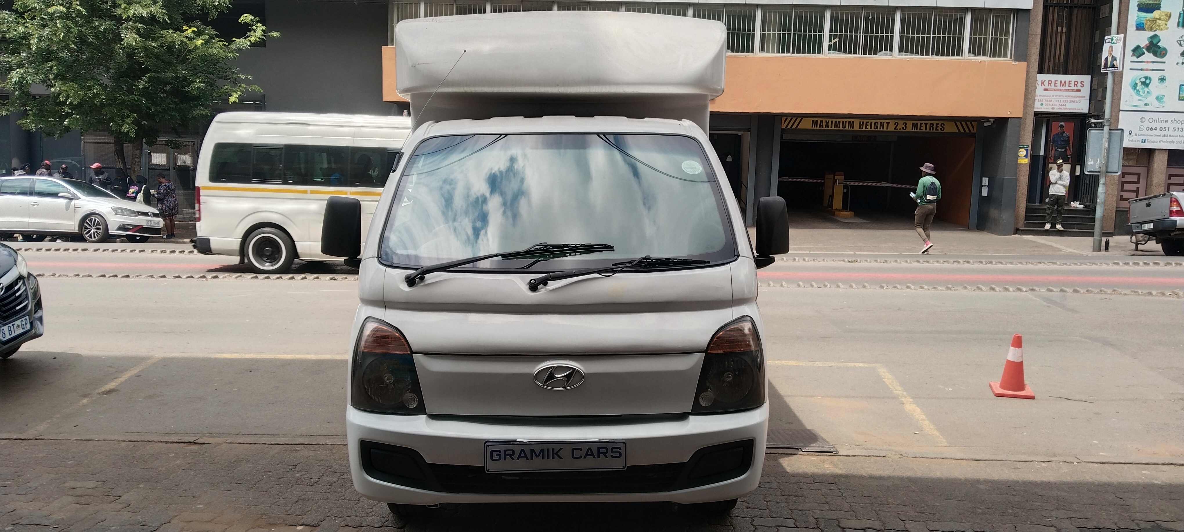 Used 2013 Hyundai H-100 Bakkie 2.6D deck (aircon)