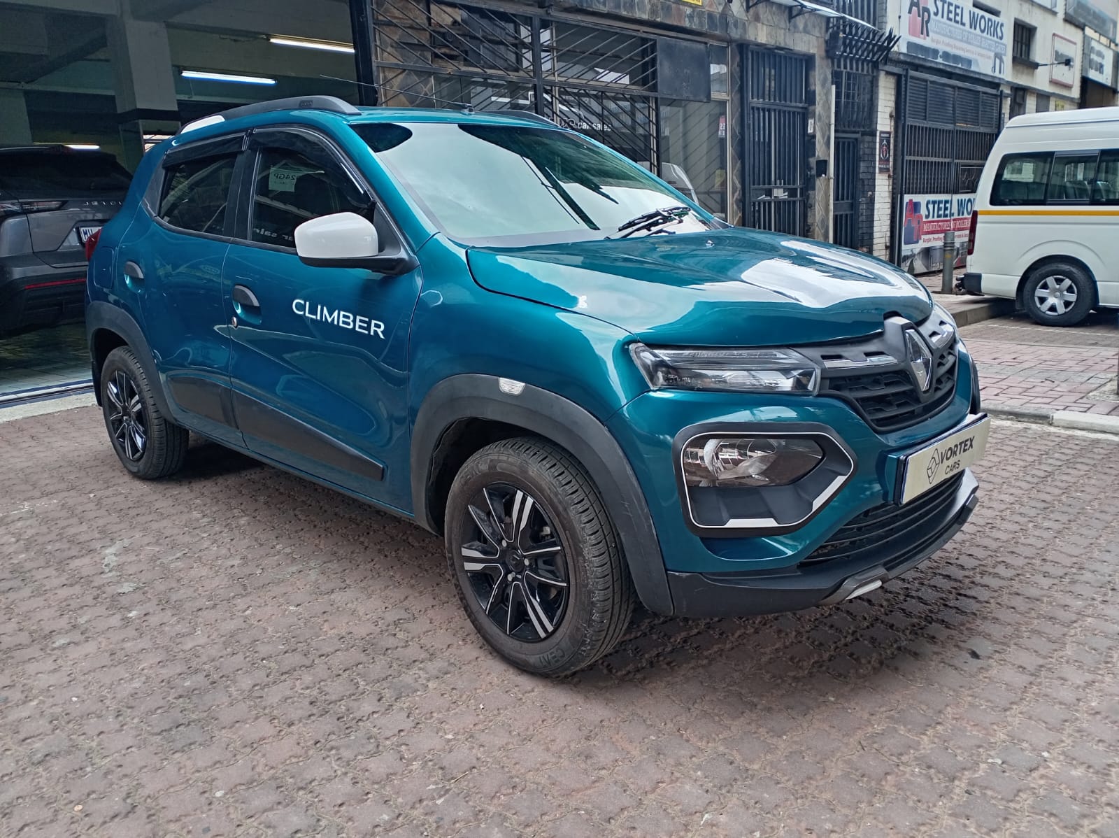 Used 2023 Renault Kwid 1.0 Climber auto
