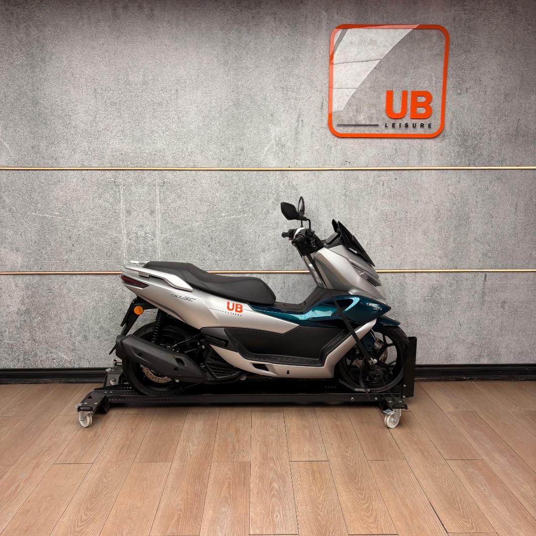 New 2026 CFMOTO CF 150T Scooter - Space Silver