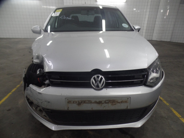 Used 2010 VOLKSWAGEN POLO 1.4 COMFORTLINE 5DR