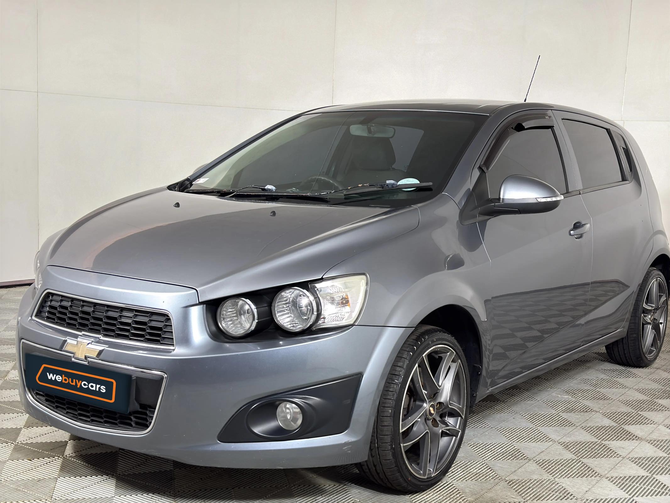 Used 2014 Chevrolet Sonic hatch 1.6 LS Black&White Edition