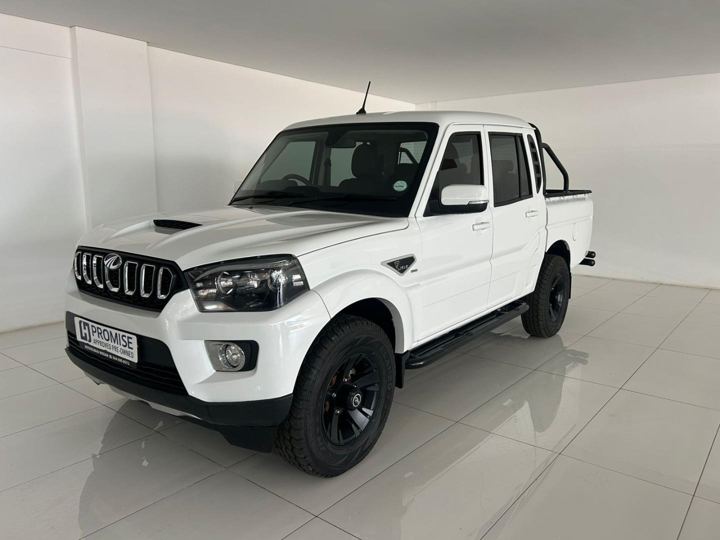 Used 2025 Mahindra Pik Up 2.2CRDe double cab 4x4 S11