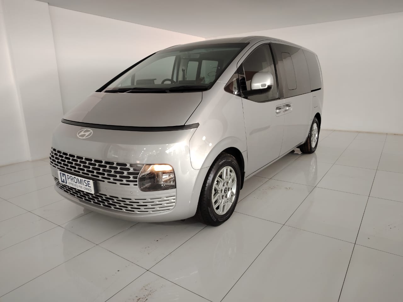 Used 2024 Hyundai Staria 2.2D Executive 9-seater