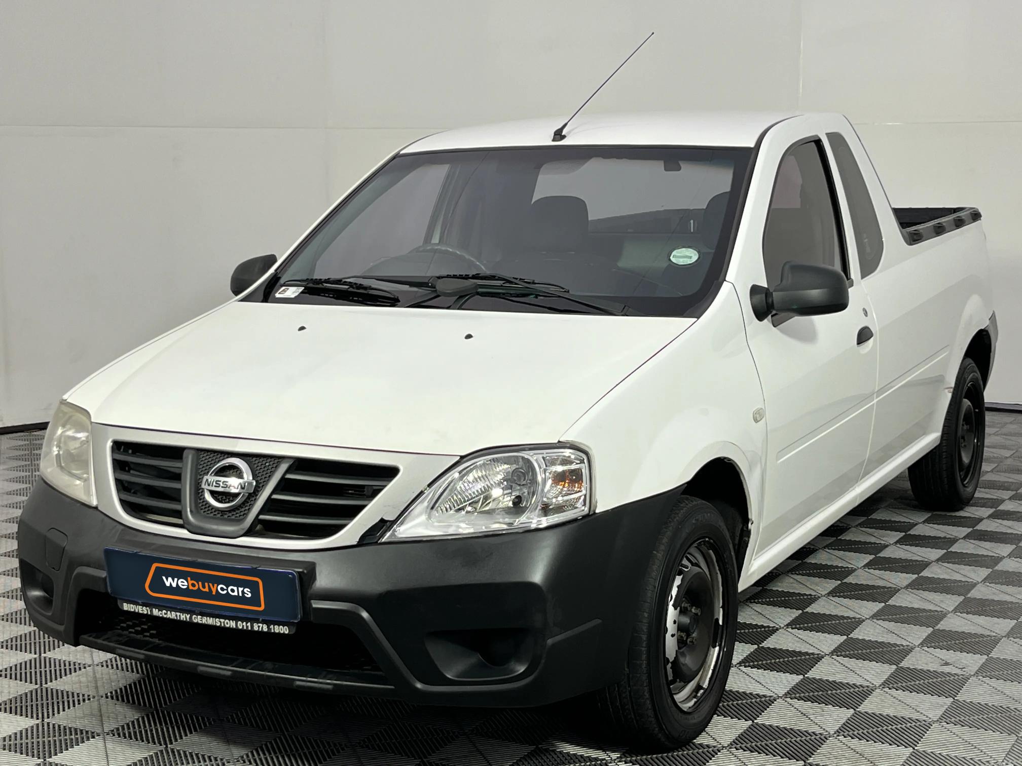 Used 2017 Nissan NP200 1.6i safety pack