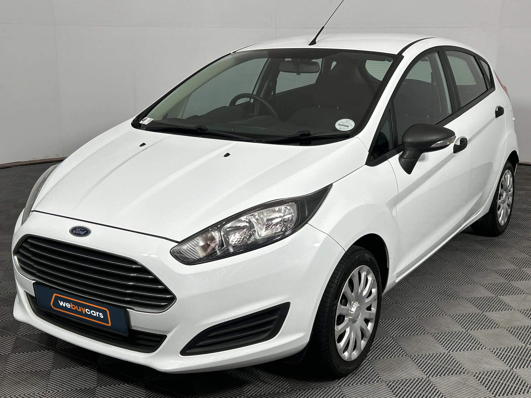 Used 2015 Ford Fiesta 5-door 1.4 Ambiente