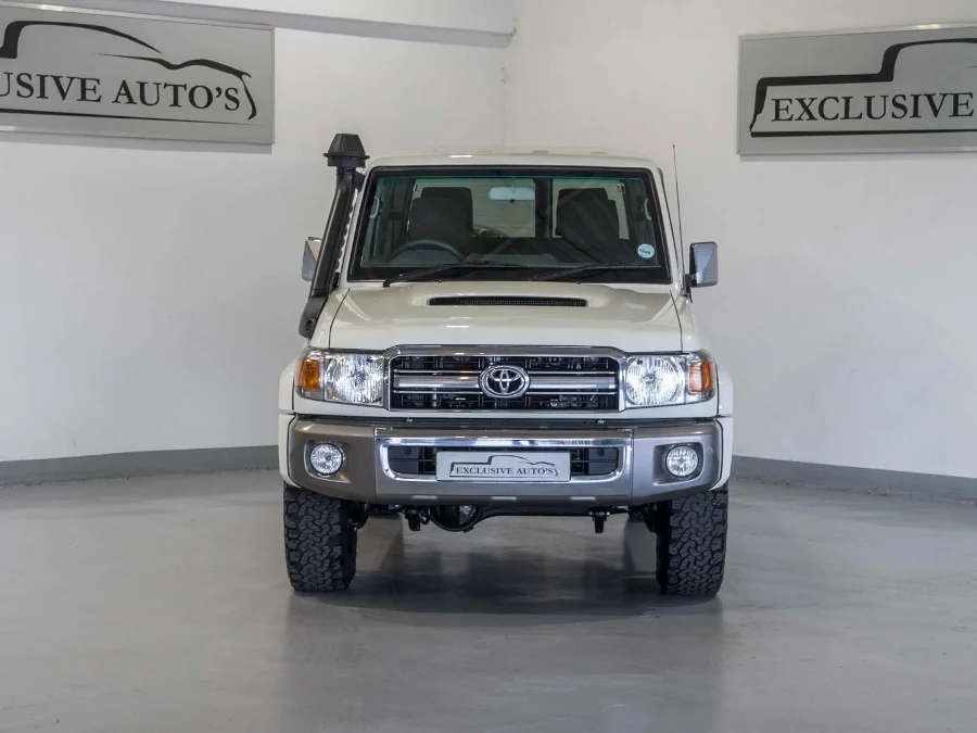 Used 2021 Toyota Land Cruiser 76 4.5D-4D V8 station wagon LX - Exclusive Auto Used 2021 Toyota Land Cruiser 76 4.5D-4D V8 station wagon LX - Exclusive Auto