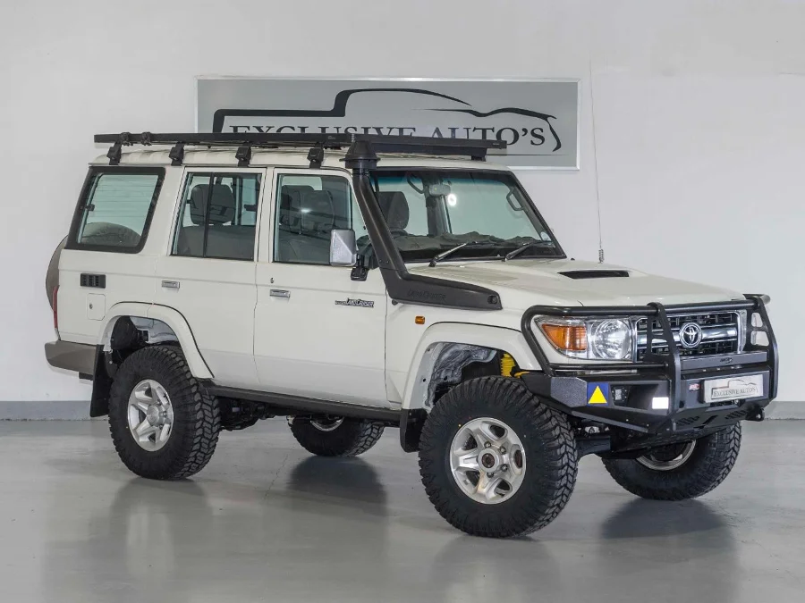 Used 2021 Toyota Land Cruiser 76 4.5D-4D V8 station wagon LX - Exclusive Auto Used 2021 Toyota Land Cruiser 76 4.5D-4D V8 station wagon LX - Exclusive Auto