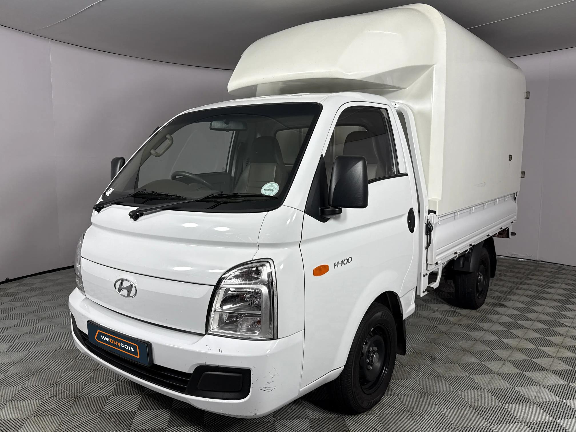 Used 2023 Hyundai H-100 Bakkie 2.6D deck