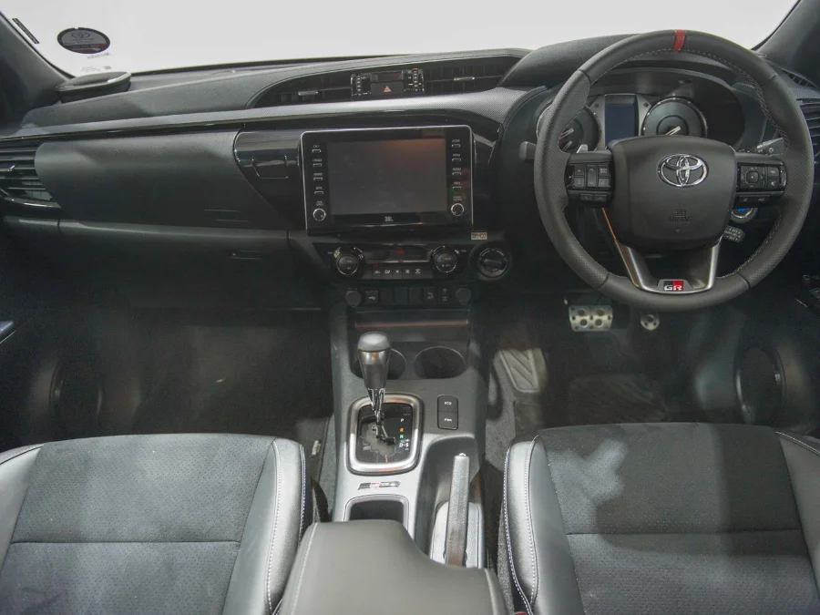 Used 2025 Toyota Hilux 2.8GD-6 double cab 4x4 GR-Sport - Exclusive Auto Used 2025 Toyota Hilux 2.8GD-6 double cab 4x4 GR-Sport - Exclusive Auto