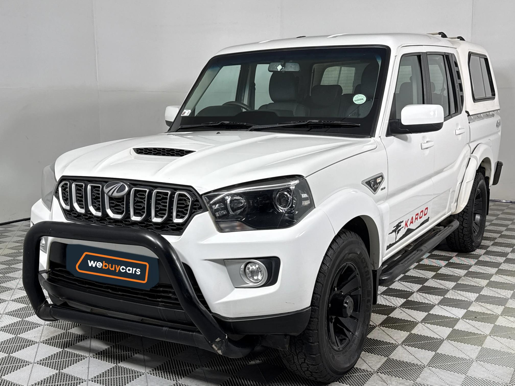 Used 2022 Mahindra Pik Up 2.2CRDe double cab 4x4 S6 manual