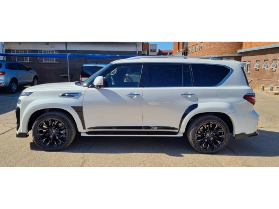 Demo 2025 Nissan Patrol 5.6 V8 LE 4WD - BB Nissan Mokopane Demo 2025 Nissan Patrol 5.6 V8 LE 4WD - BB Nissan Mokopane