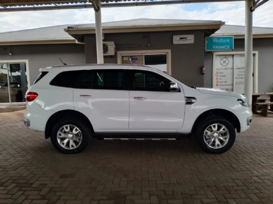 Used 2022 Ford Everest 2.0Bi-Turbo 4WD Limited - Auto World KlerKsdorp Used 2022 Ford Everest 2.0Bi-Turbo 4WD Limited - Auto World KlerKsdorp
