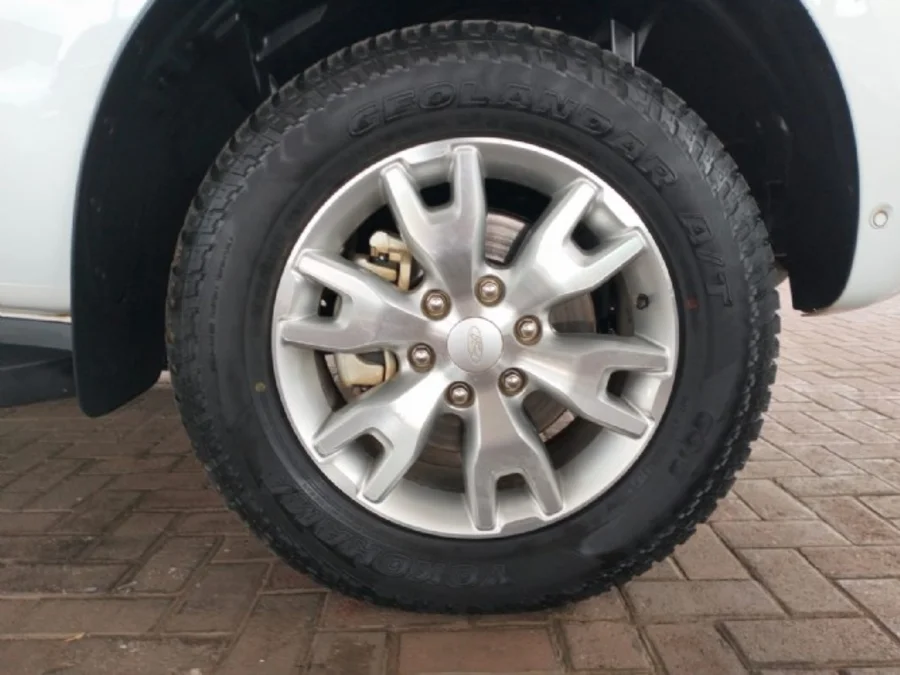 Used 2022 Ford Everest 2.0Bi-Turbo 4WD Limited - Auto World KlerKsdorp Used 2022 Ford Everest 2.0Bi-Turbo 4WD Limited - Auto World KlerKsdorp