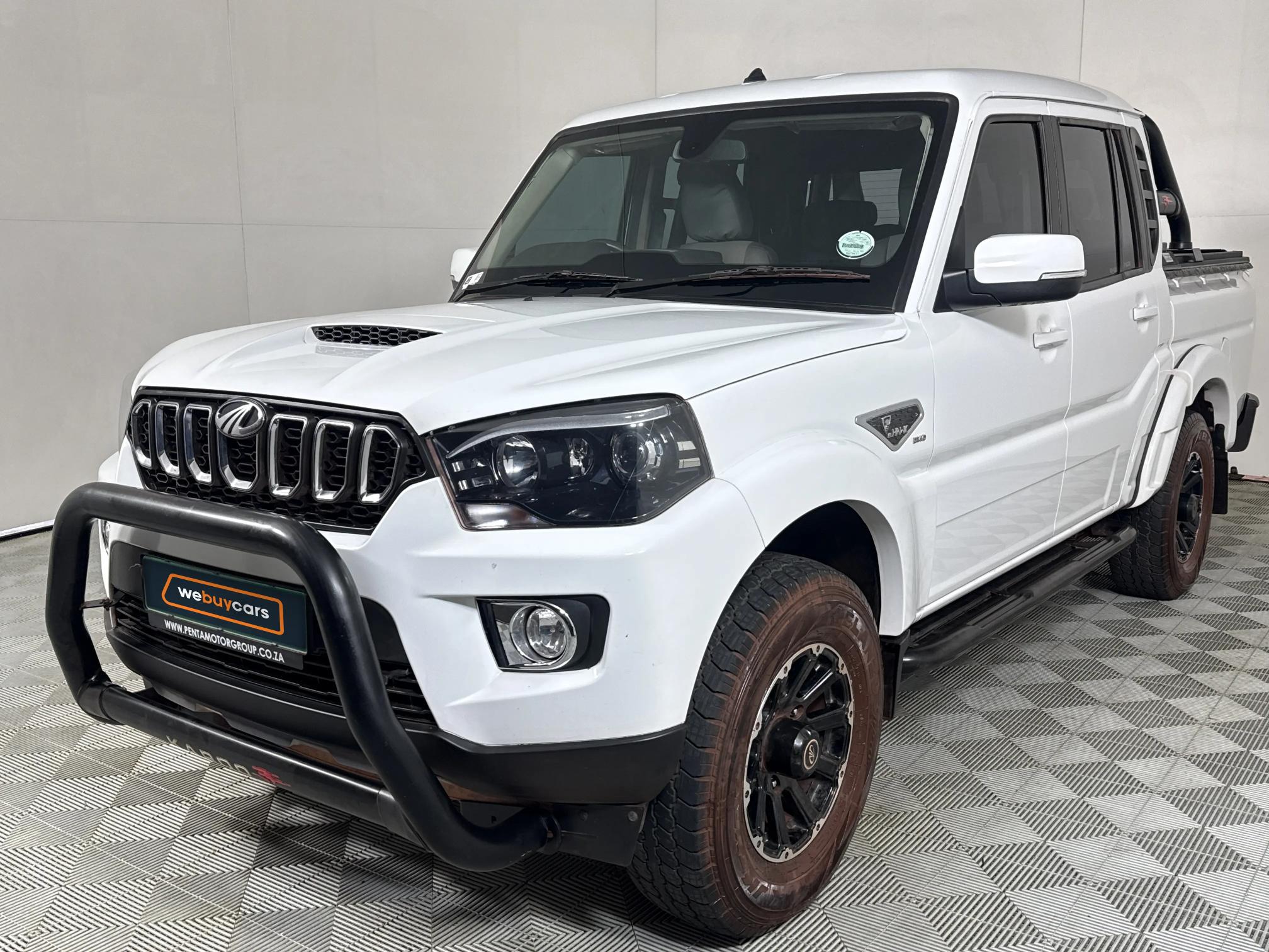 Used 2025 Mahindra Pik Up 2.2CRDe double cab S11