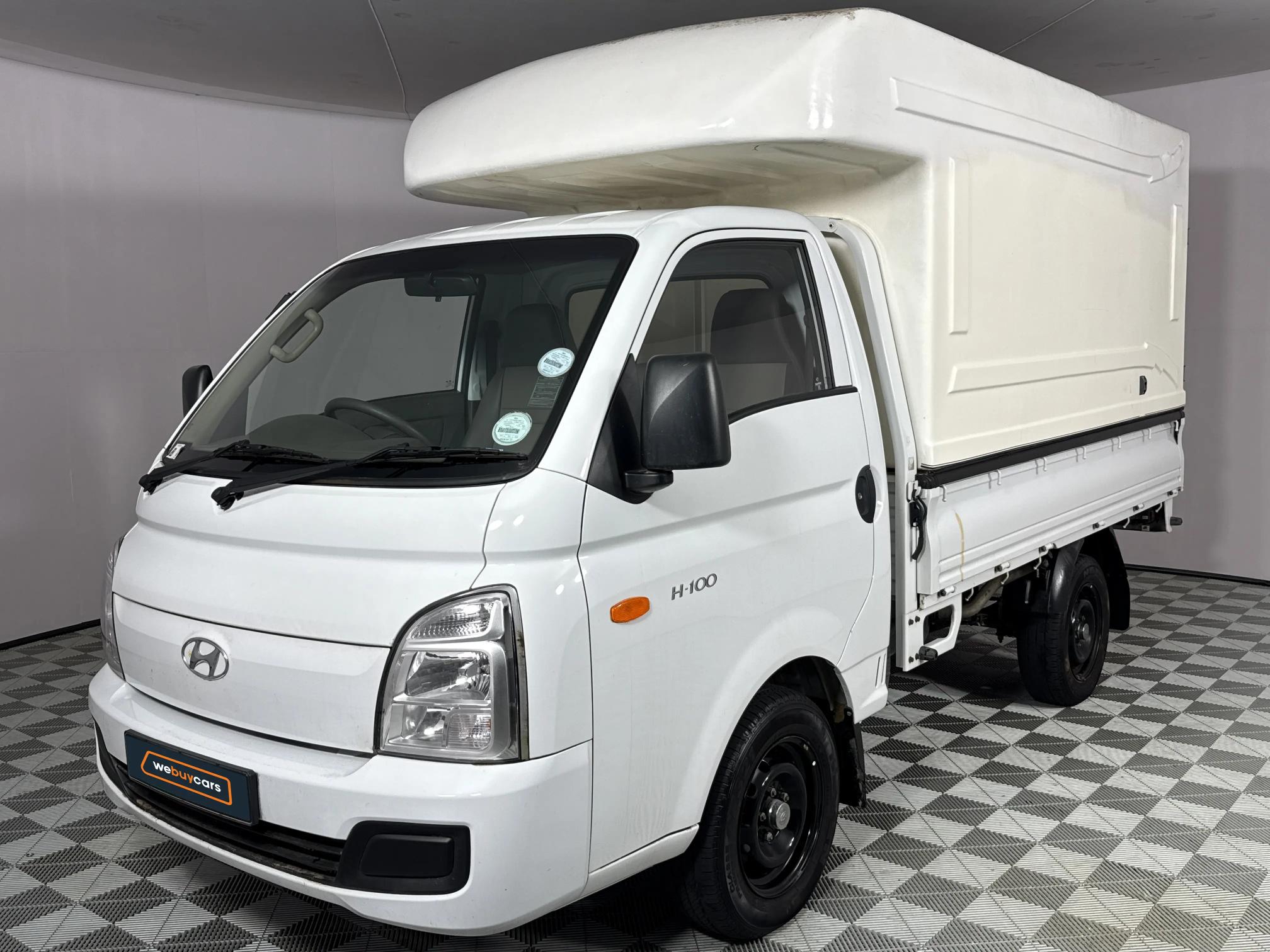 Used 2023 Hyundai H-100 Bakkie 2.6D deck (aircon)