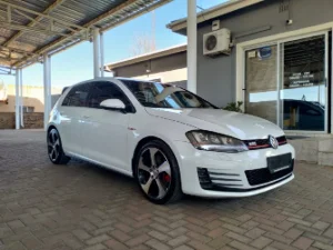 Used 2016 Volkswagen Golf GTI auto
