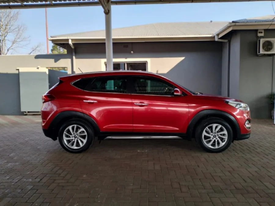 Used 2016 Hyundai Tucson 1.6 Turbo Executive - Auto World KlerKsdorp Used 2016 Hyundai Tucson 1.6 Turbo Executive - Auto World KlerKsdorp