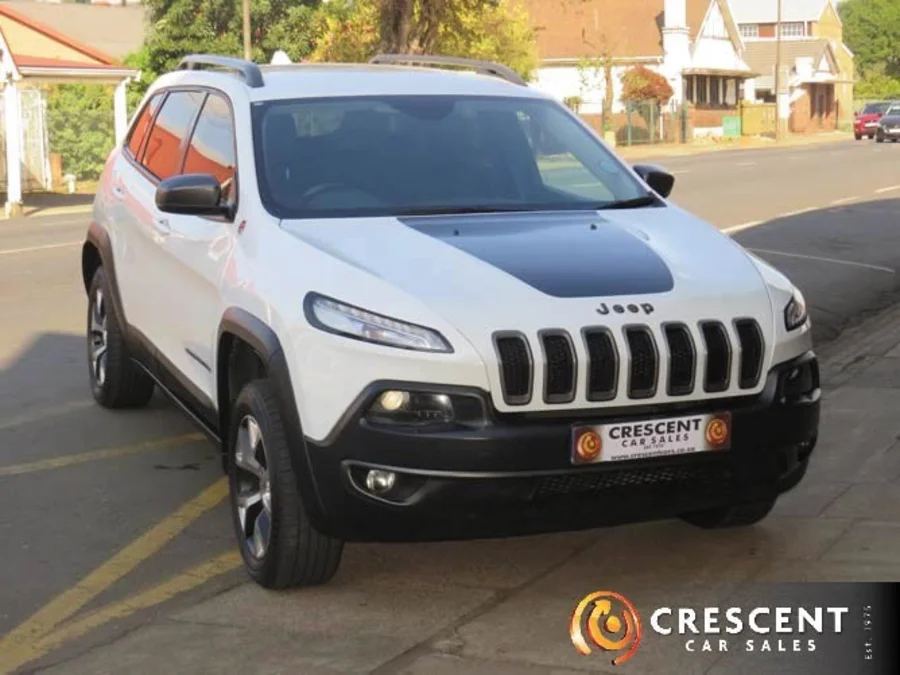 Used 2014 Jeep Cherokee 3.2L 4x4 Trailhawk - Crescent Car Sales Used 2014 Jeep Cherokee 3.2L 4x4 Trailhawk - Crescent Car Sales