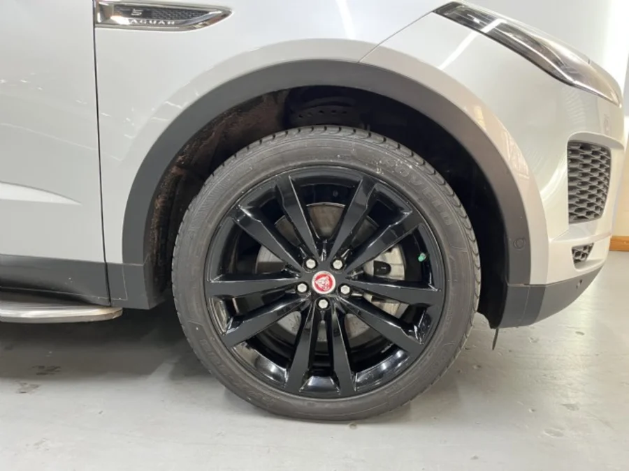 Used 2018 Jaguar E-Pace D240 AWD R-Dynamic S - Crescent Car Sales Used 2018 Jaguar E-Pace D240 AWD R-Dynamic S - Crescent Car Sales