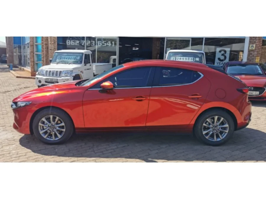 Used 2025 Mazda Mazda3 hatch 1.5 Dynamic auto - BB Nissan Mokopane Used 2025 Mazda Mazda3 hatch 1.5 Dynamic auto - BB Nissan Mokopane