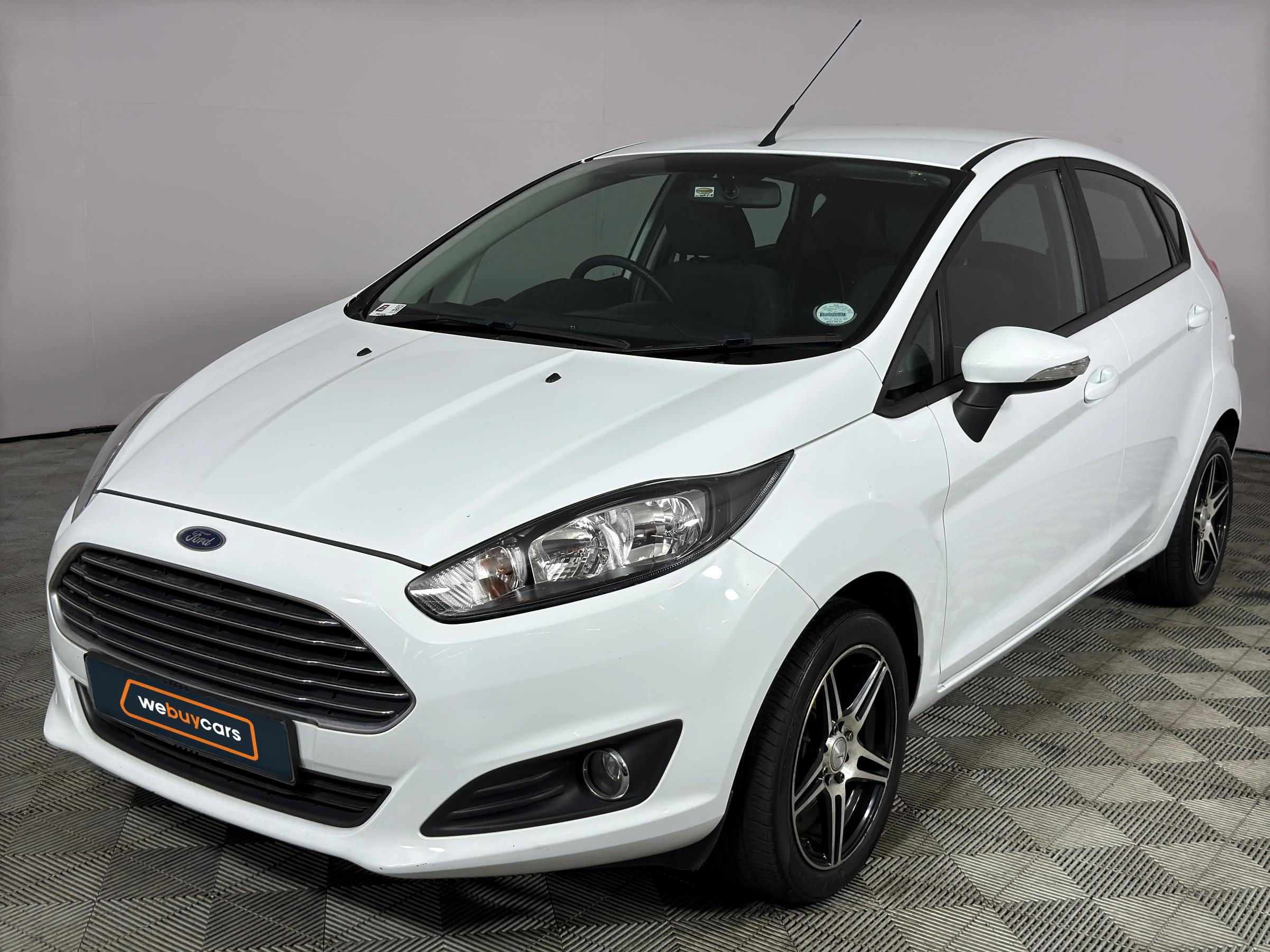 Used 2016 Ford Fiesta 5-door 1.0T Titanium
