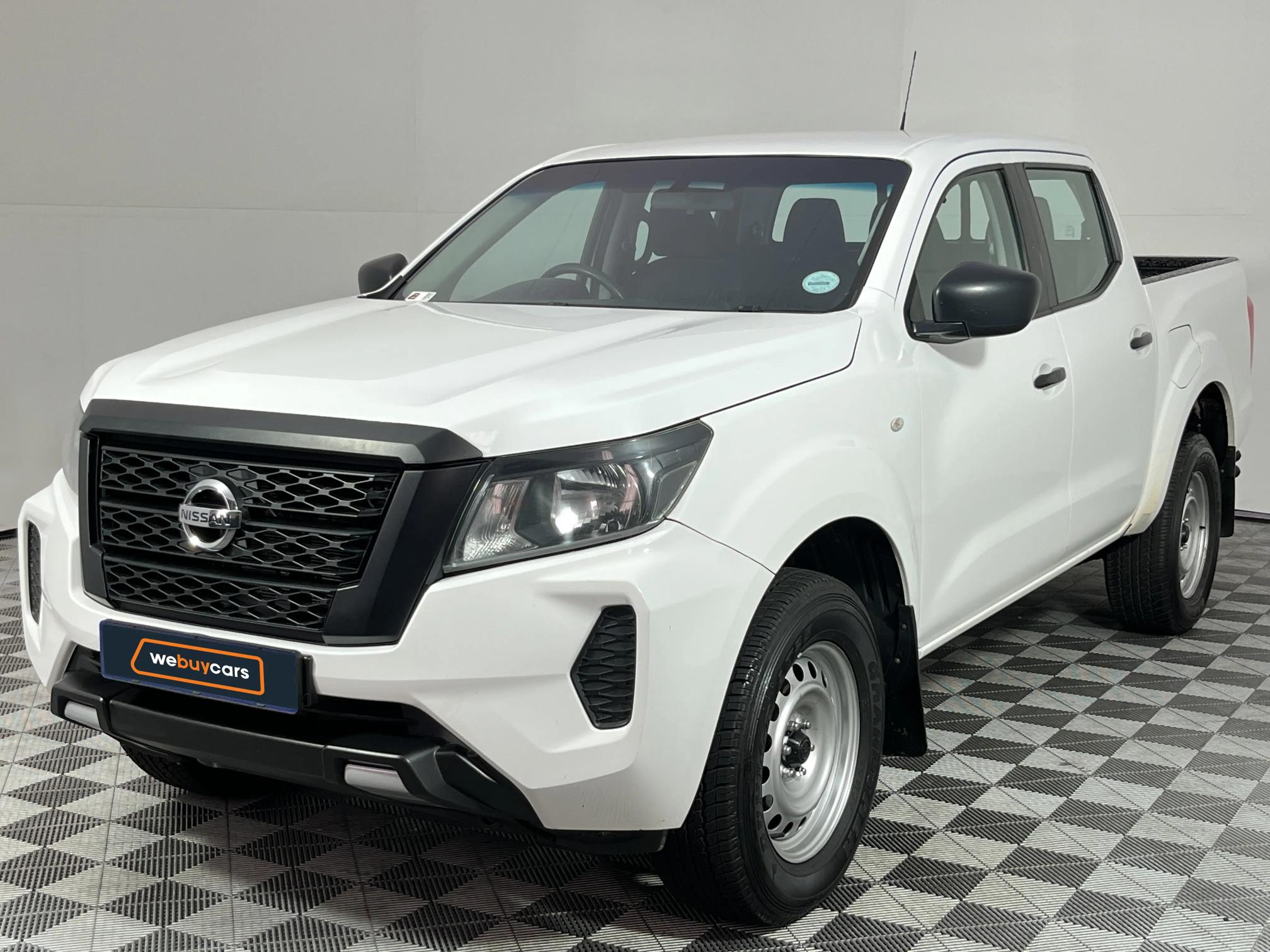 Used 2023 Nissan Navara 2.5DDTi double cab SE manual