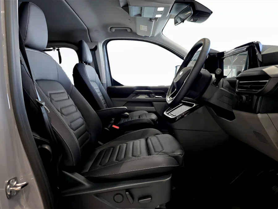 New 2025 Ford Tourneo Custom 2.0SiT Titanium X - Action Ford Roodepoort