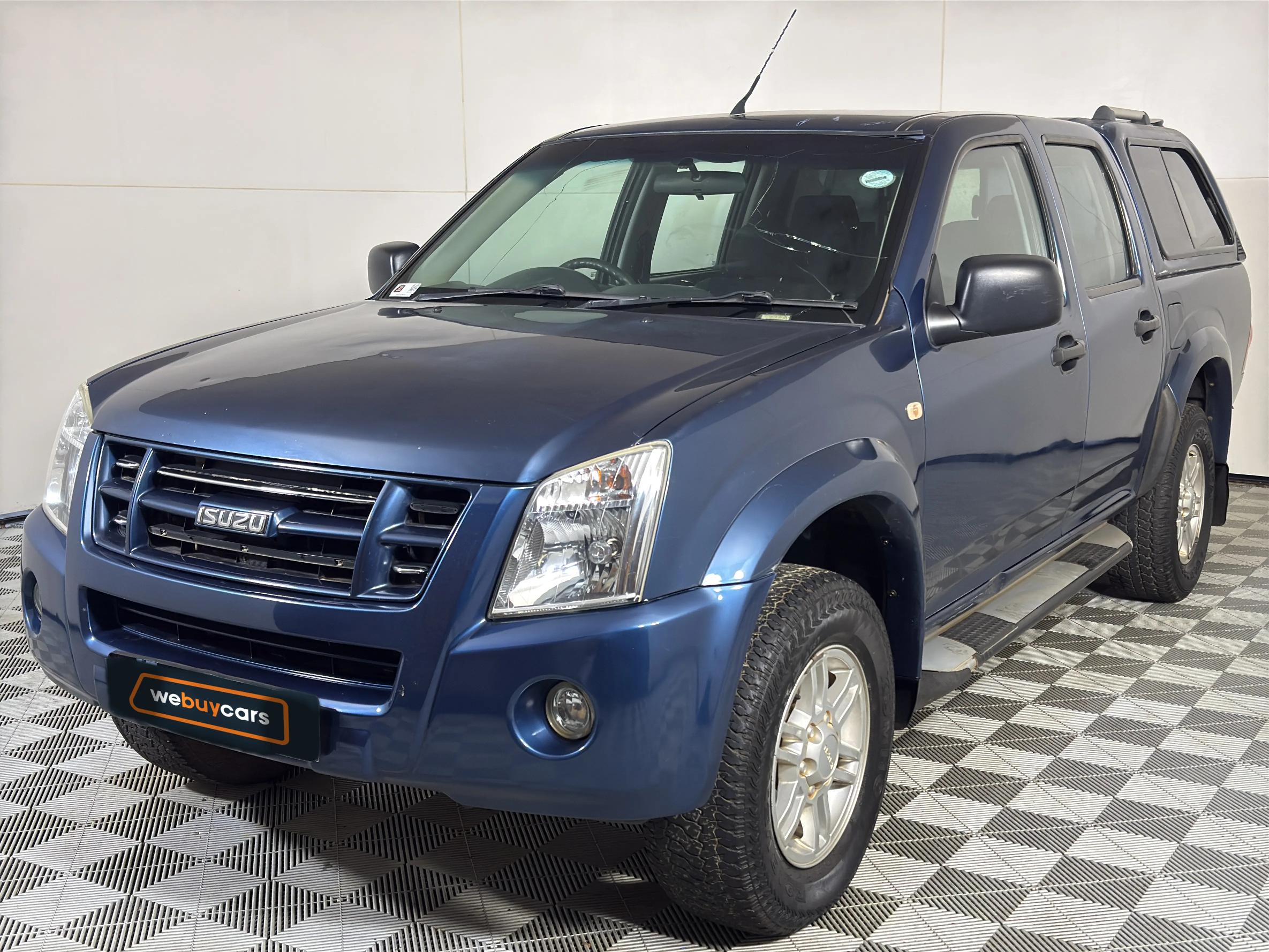 Used 2012 Isuzu KB 240 double cab LE KB72