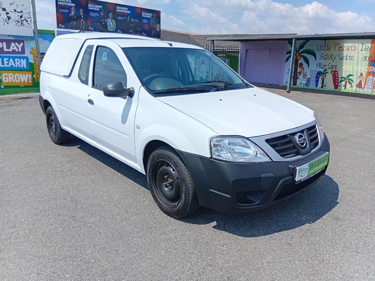 Used 2024 Nissan NP200 1.6i (aircon) safety pack