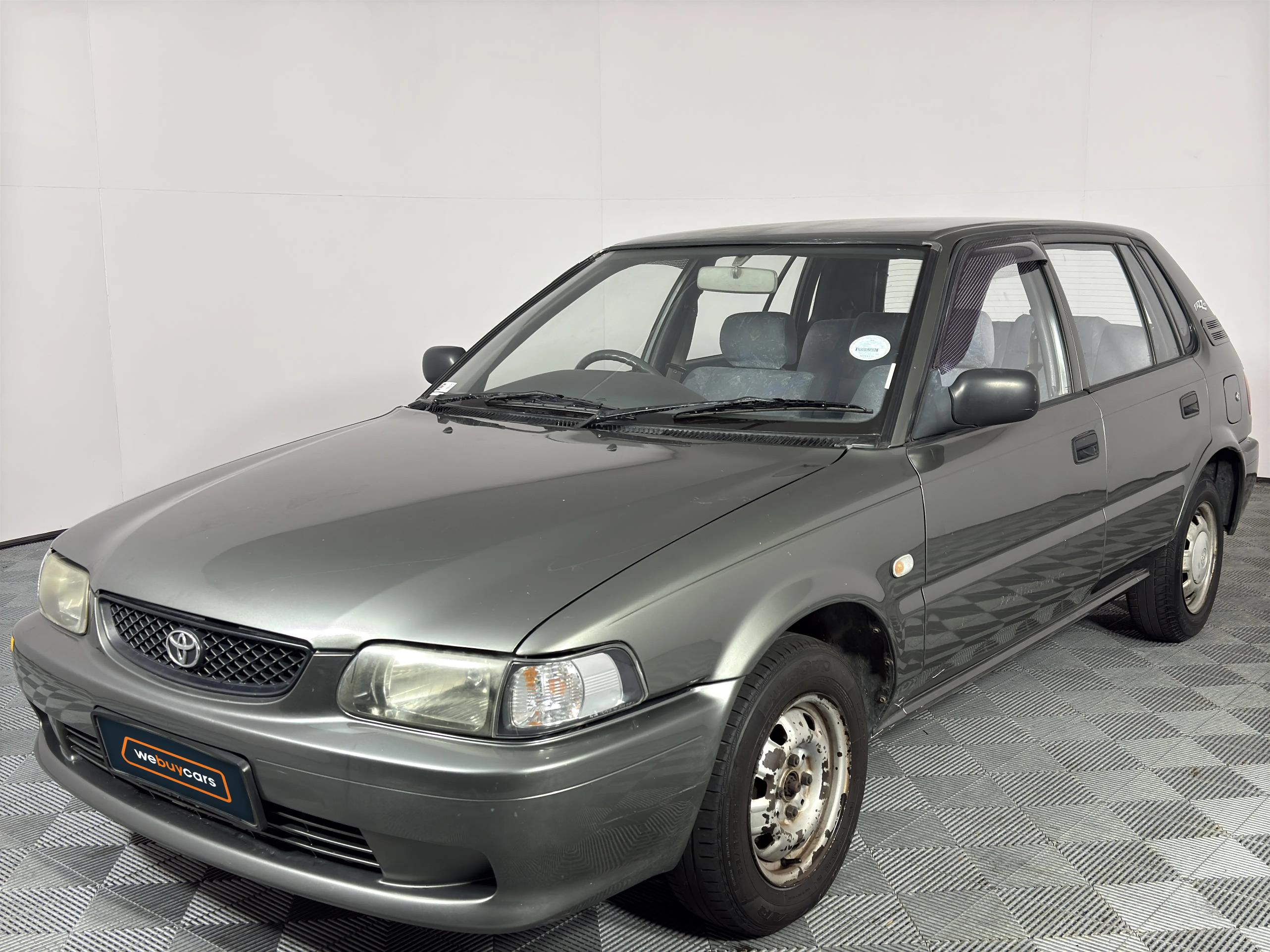 Used 2002 Toyota Tazz 130