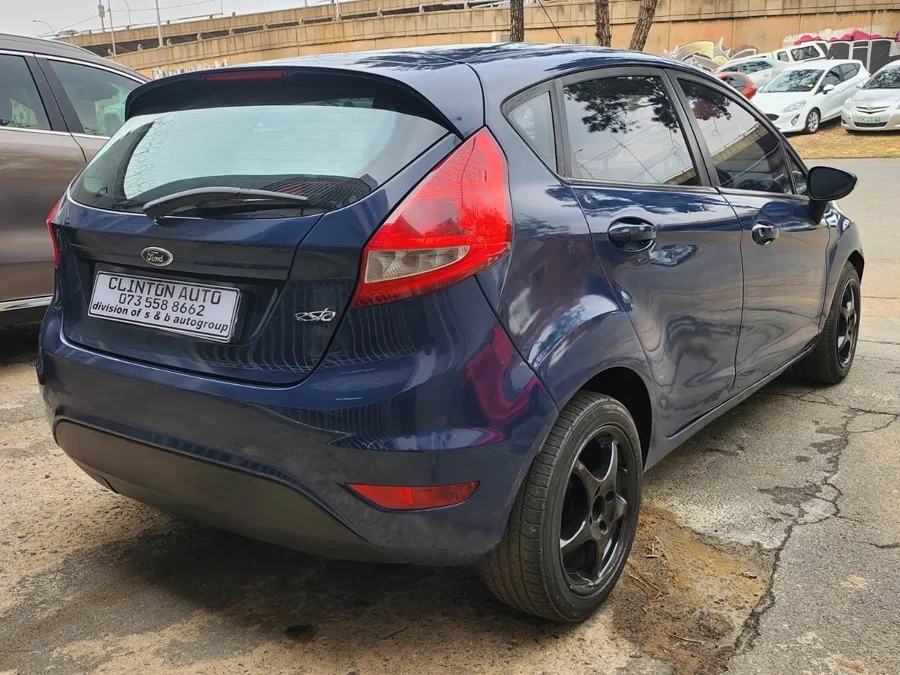 Used 2012 Ford Fiesta 5-door 1.4 Trend - S and B Auto Group Used 2012 Ford Fiesta 5-door 1.4 Trend - S and B Auto Group