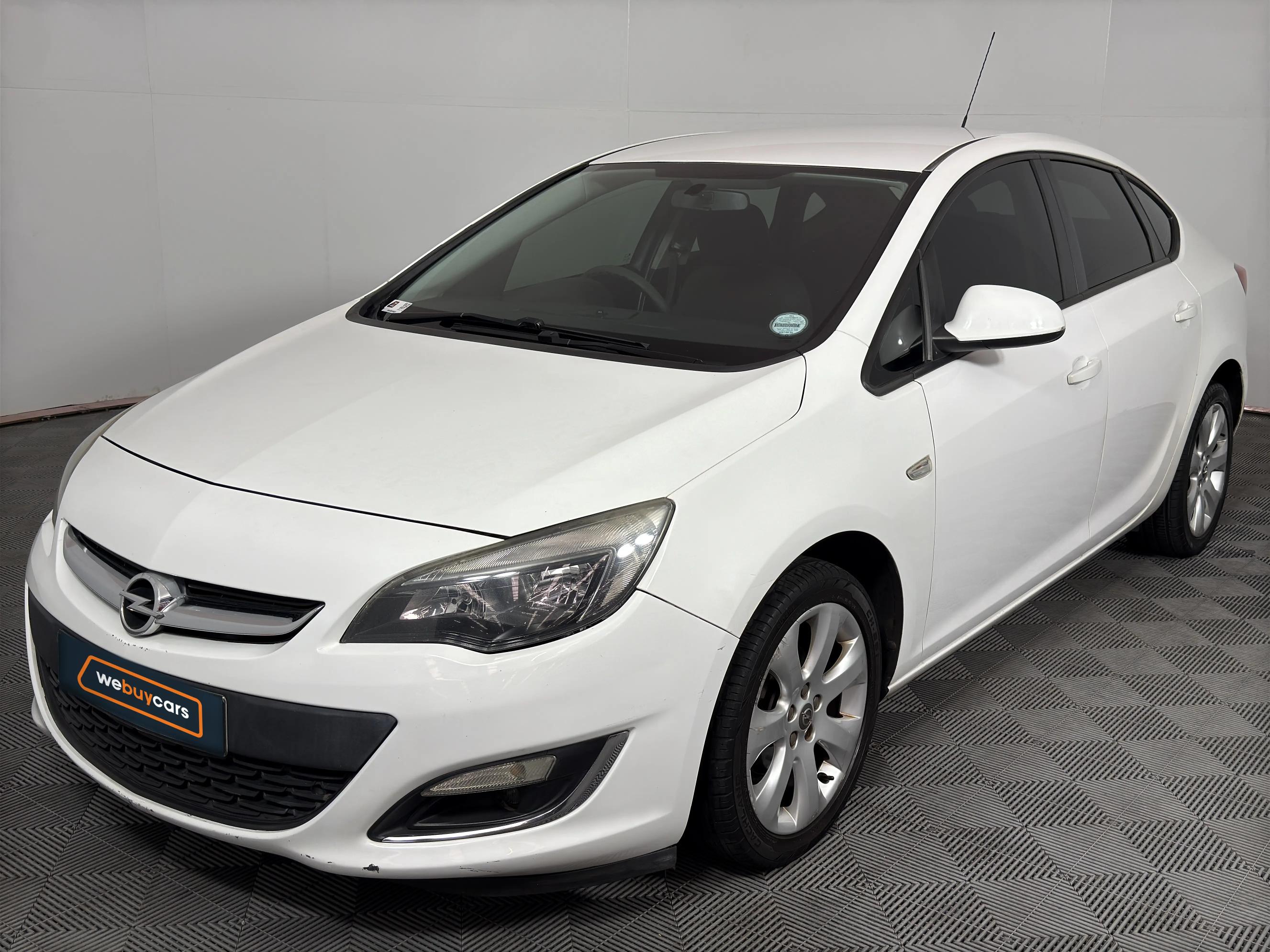 Used 2013 Opel Astra sedan 1.4 Turbo Essentia auto