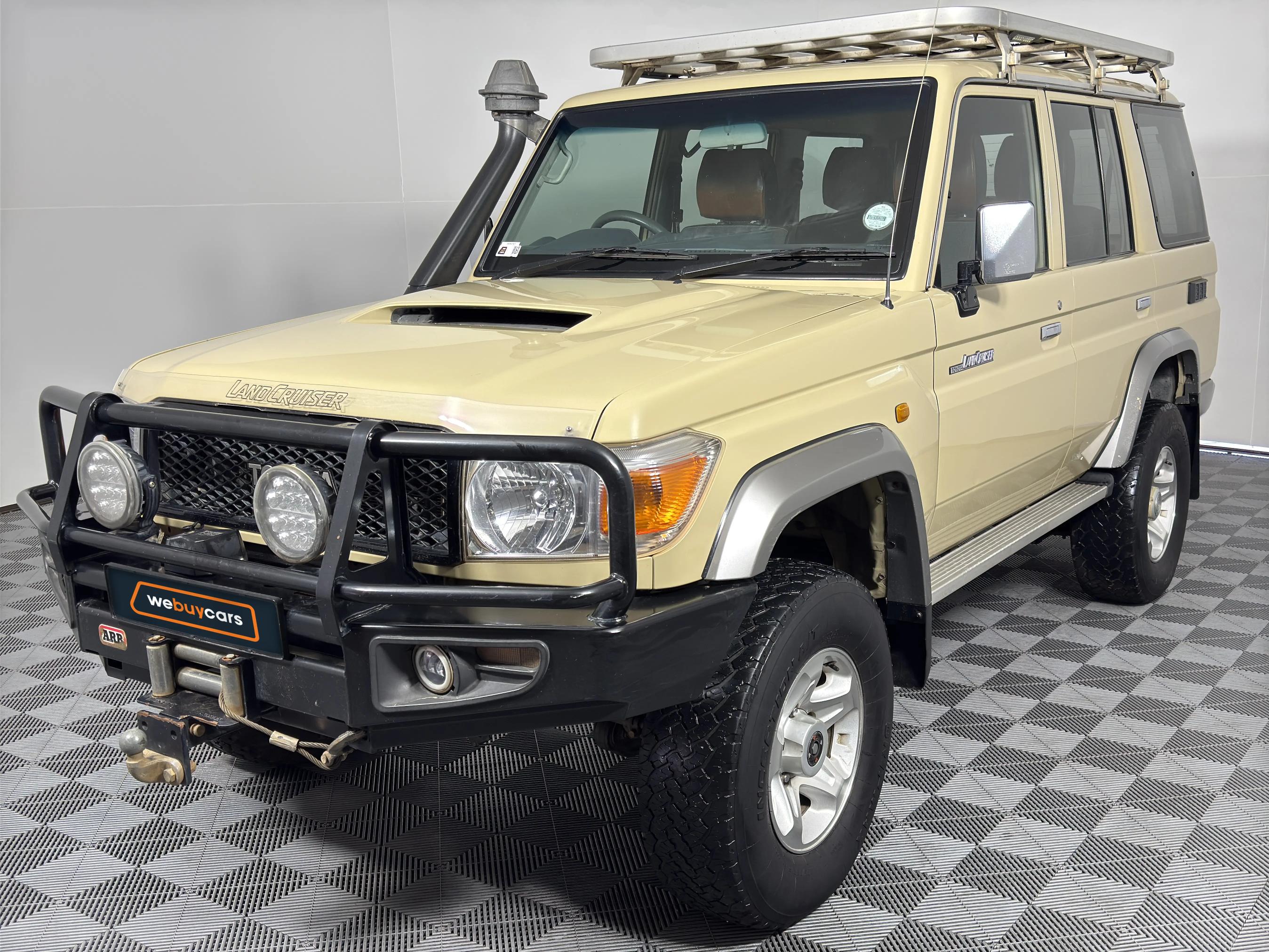 Used 2017 Toyota Land Cruiser 76 4.5D-4D V8 station wagon LX