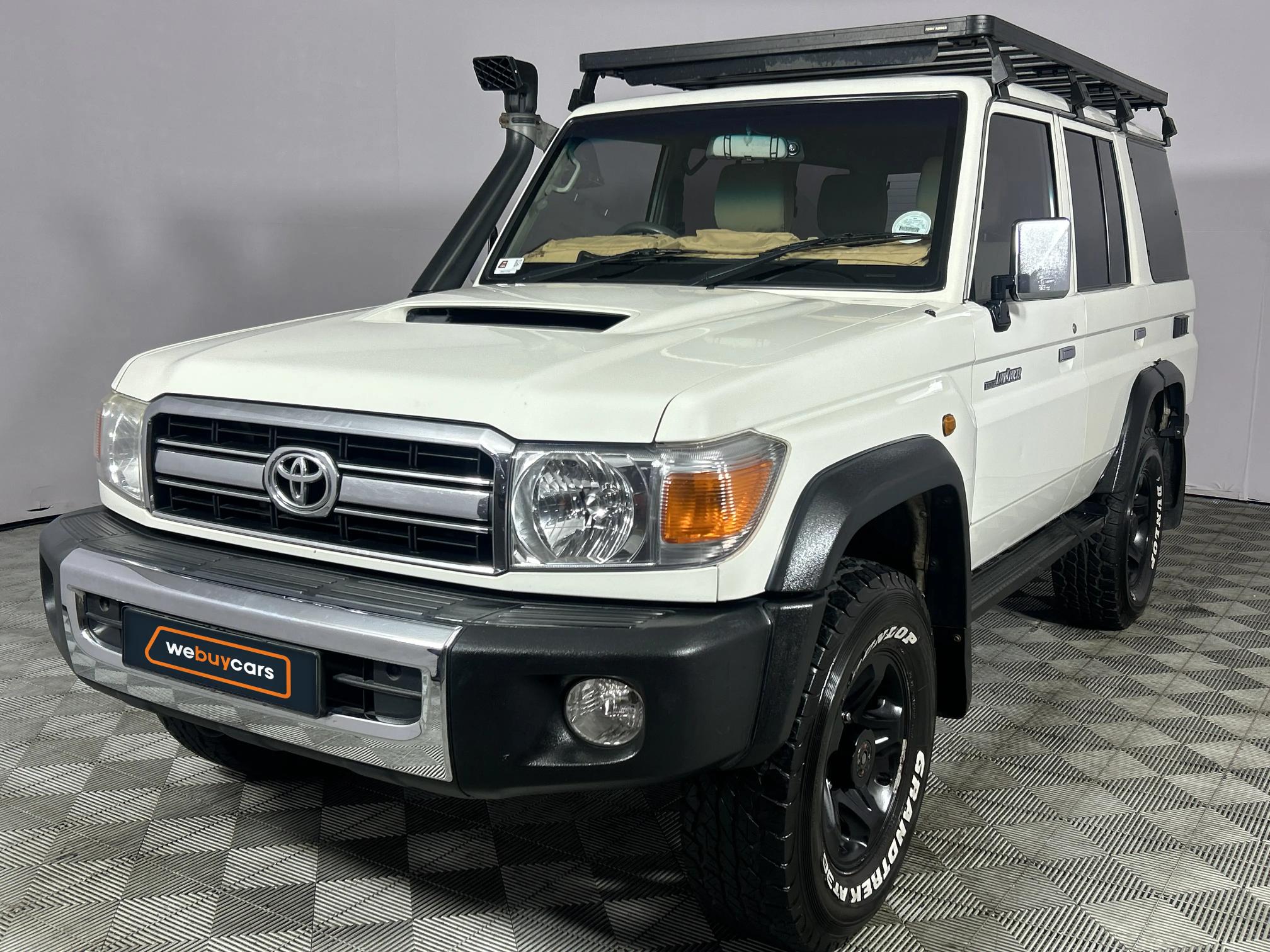 Used 2016 Toyota Land Cruiser 76 4.5D-4D V8 station wagon LX