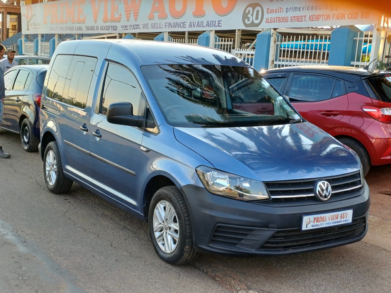 Used 2016 Volkswagen Caddy 2.0TDI crew bus