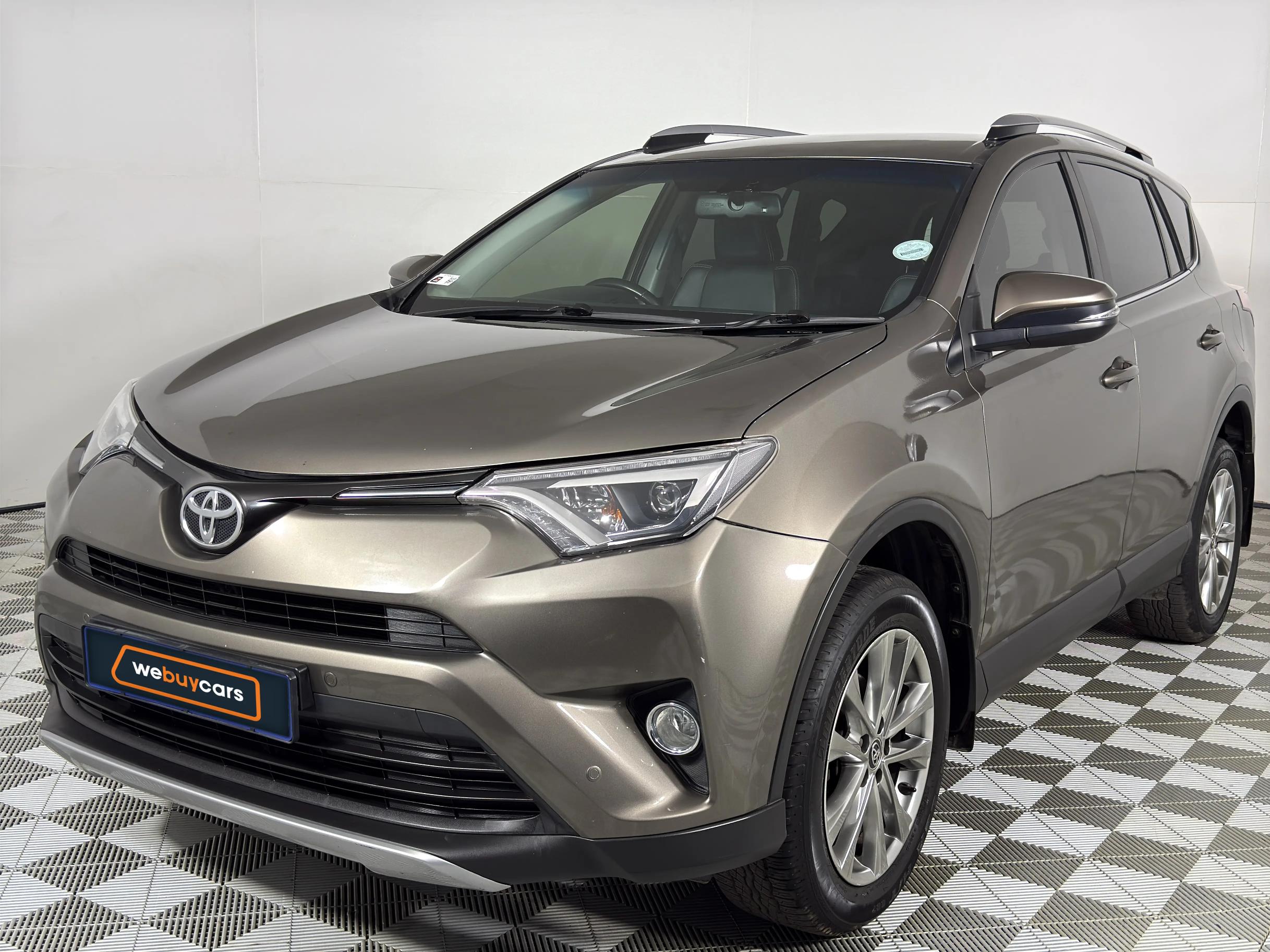 Used 2018 Toyota RAV4 2.5 AWD VX