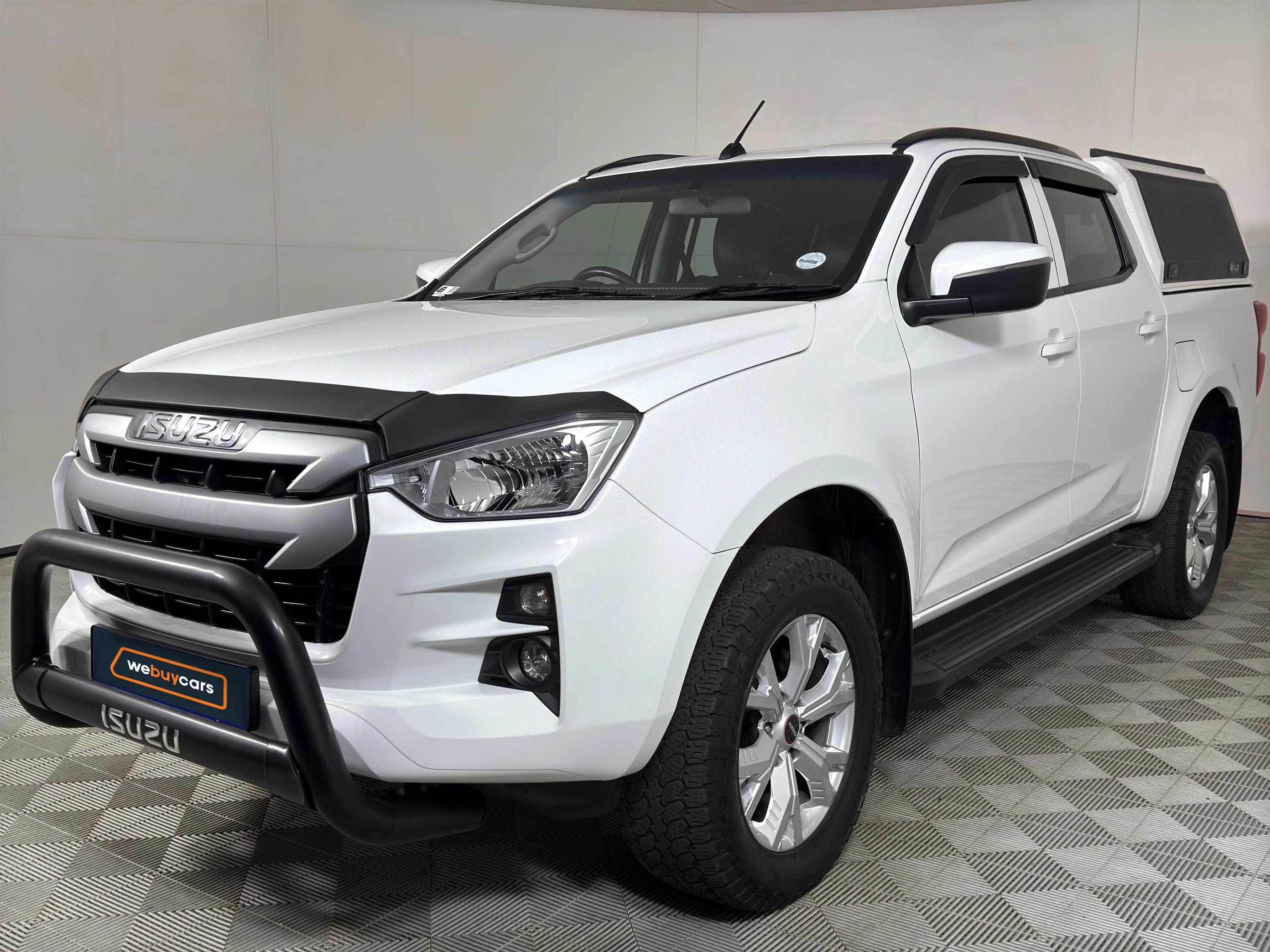 Used 2023 Isuzu D-Max 1.9TD double cab LS auto