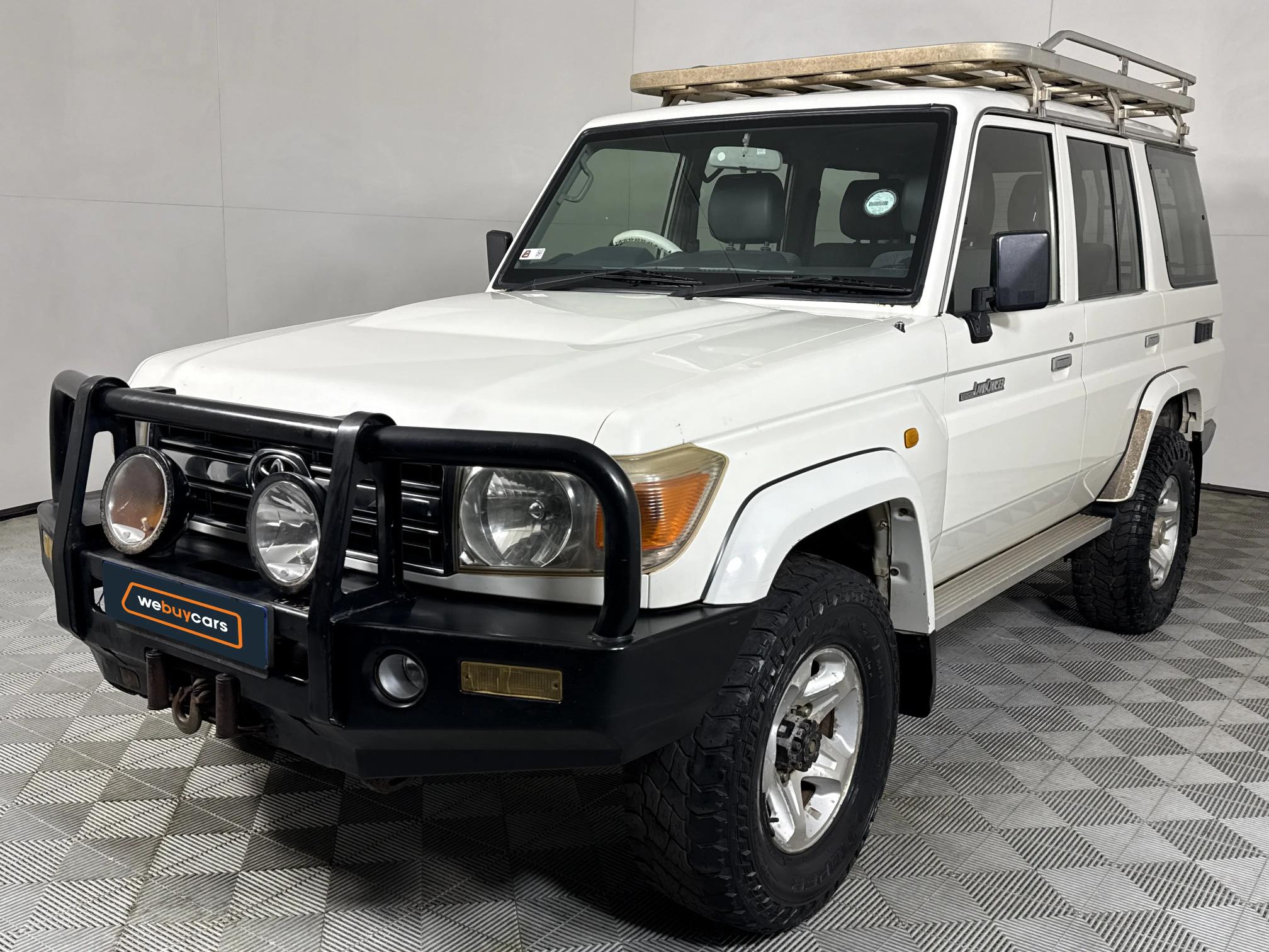 Used 2011 Toyota Land Cruiser 76 4.2D station wagon