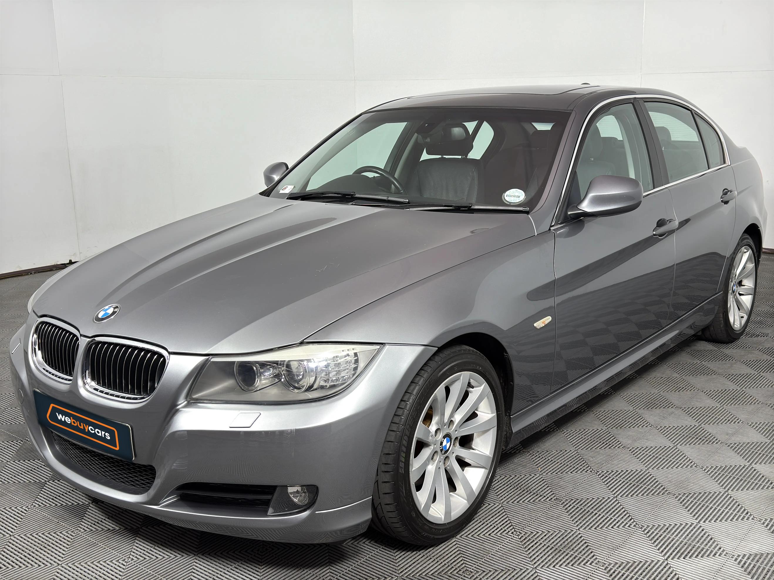 Used 2010 BMW 3 Series 323i auto