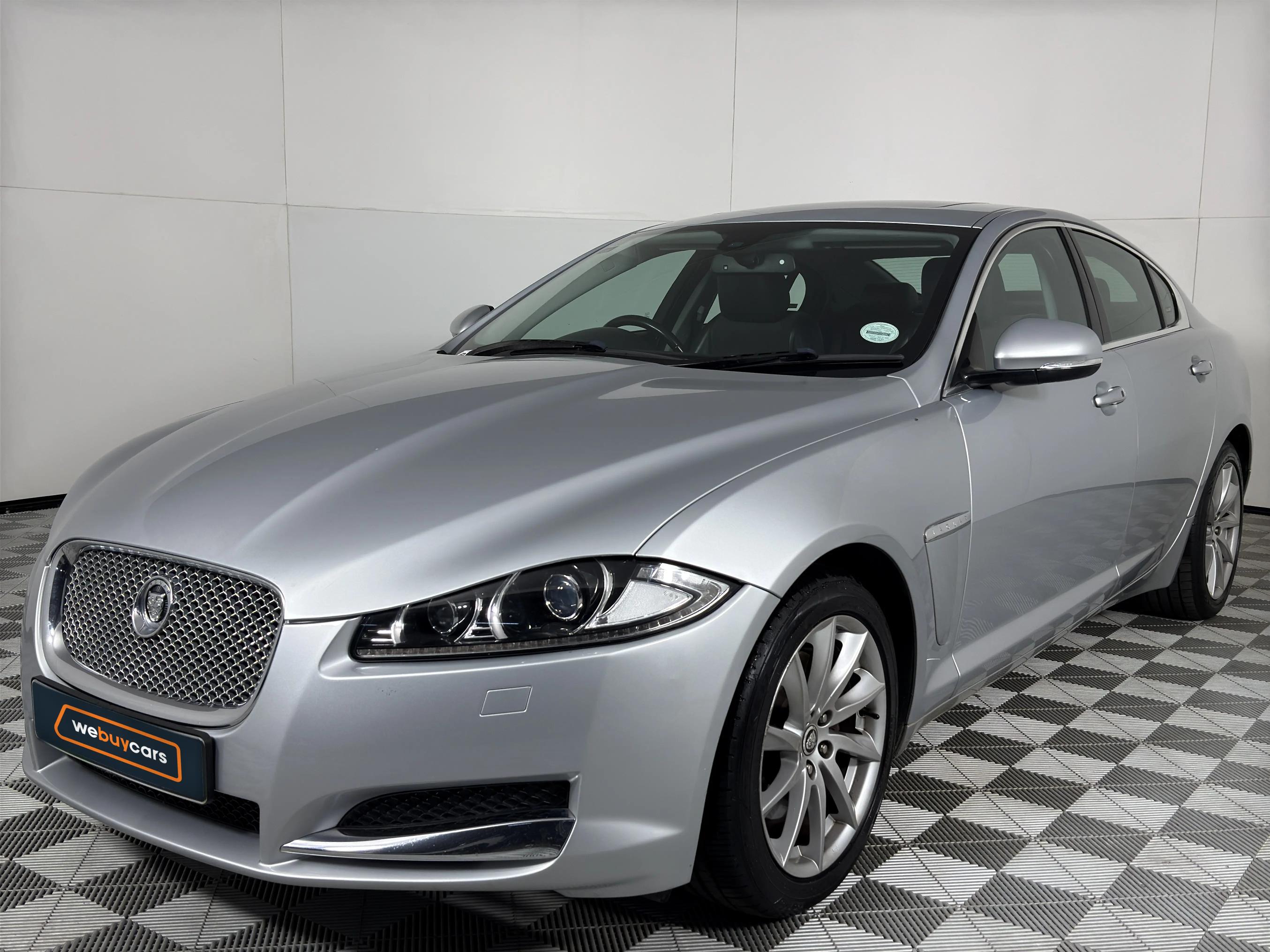 Used 2013 Jaguar XF 2.0 i4 Luxury
