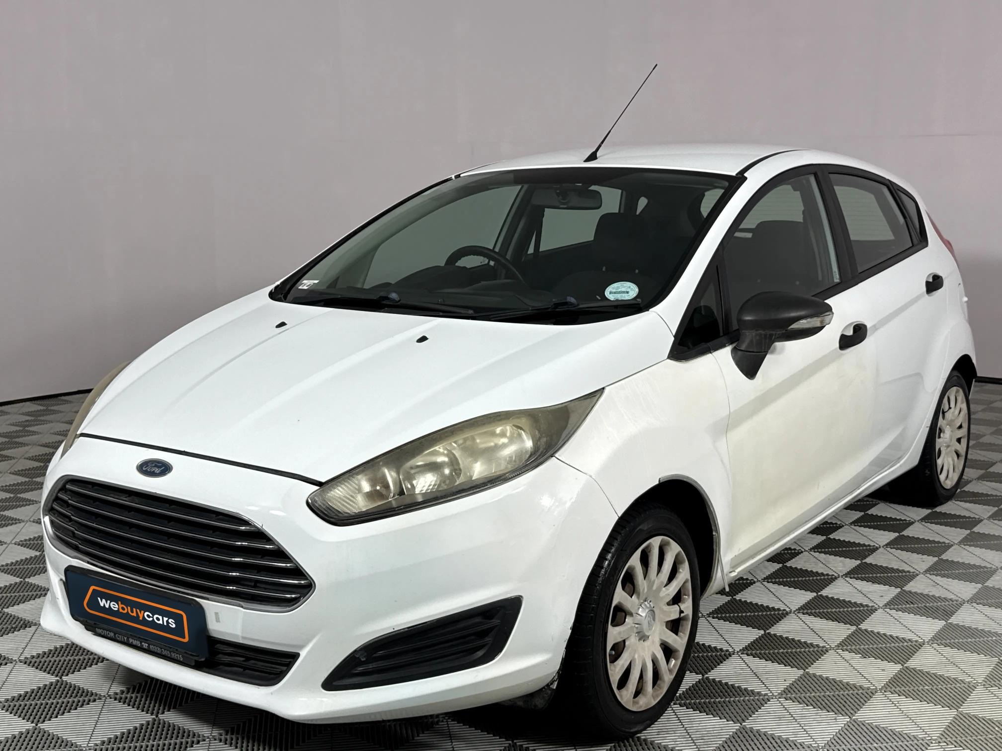 Used 2015 Ford Fiesta 5-door 1.4 Ambiente